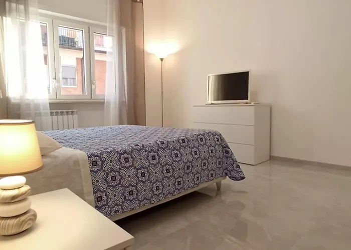 Rome\'S Beach Sweet Home